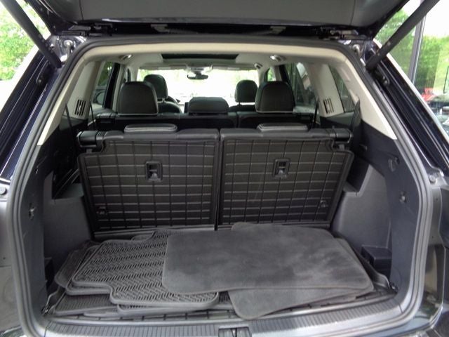 2024 Volkswagen Atlas 2.0T SEL Premium R-Line