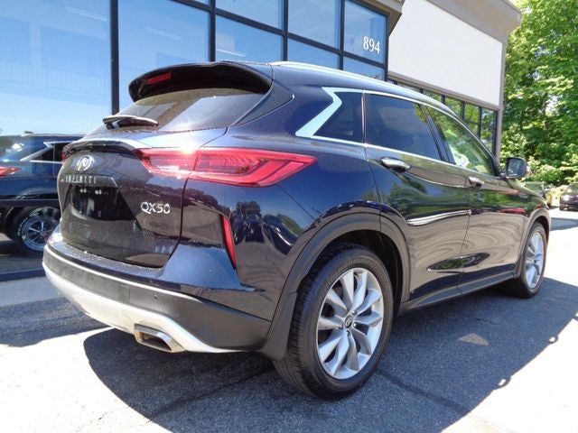 2021 INFINITI QX50 LUXE
