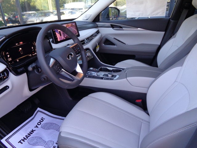 2027 INFINITI QX60 LUXE