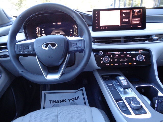 2027 INFINITI QX60 LUXE