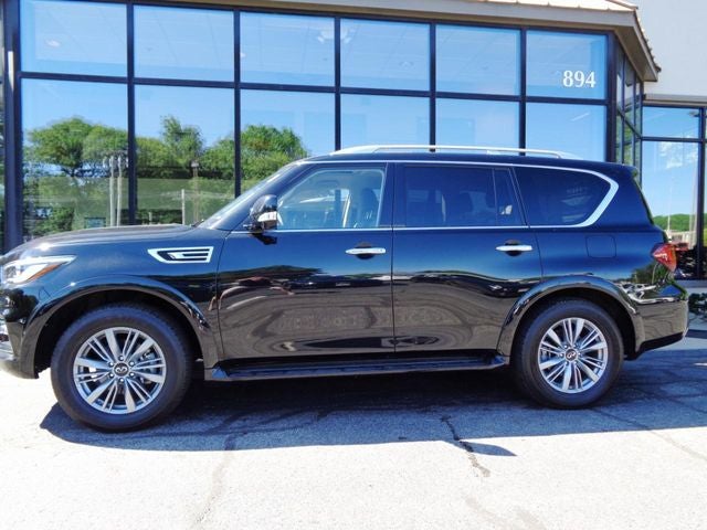 2024 INFINITI QX80 LUXE