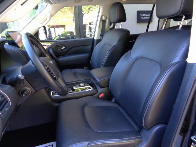 2024 INFINITI QX80 LUXE