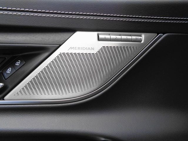 2024 Jaguar XF R-Dynamic SE
