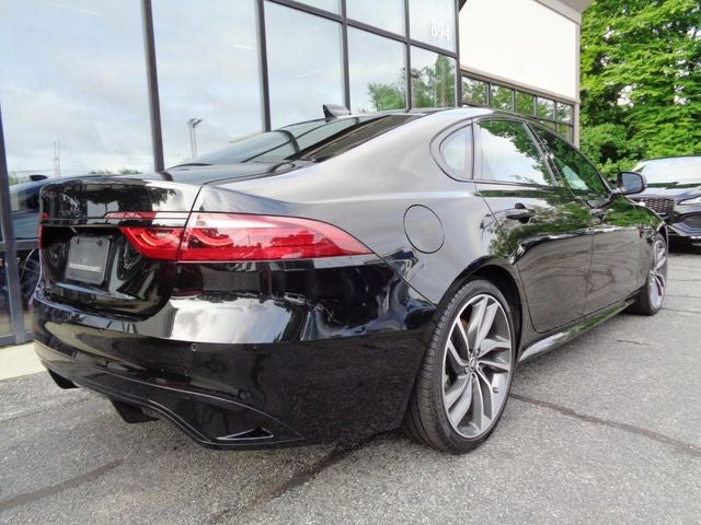2024 Jaguar XF R-Dynamic SE