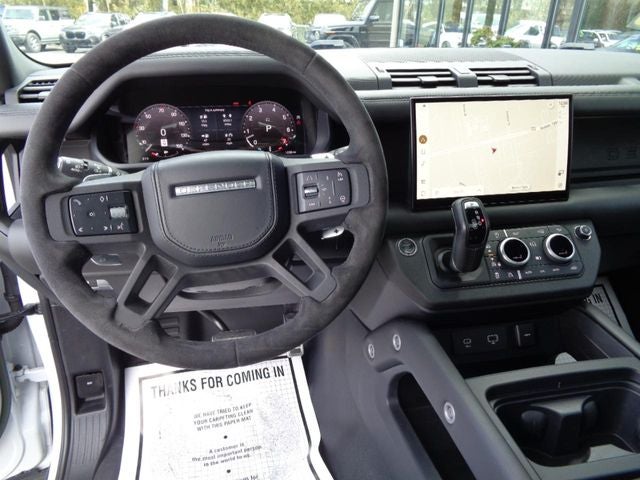 2023 Land Rover Defender 110 V8