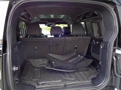 2023 Land Rover Defender 110 V8