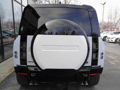2023 Land Rover Defender 110 V8