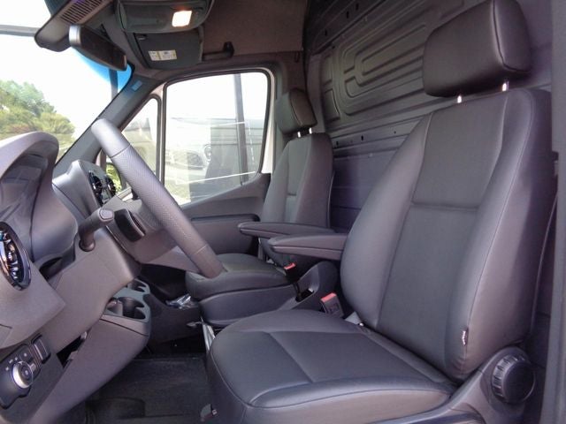 2025 Mercedes-Benz Sprinter 2500 Cargo 170 WB 4MATIC®