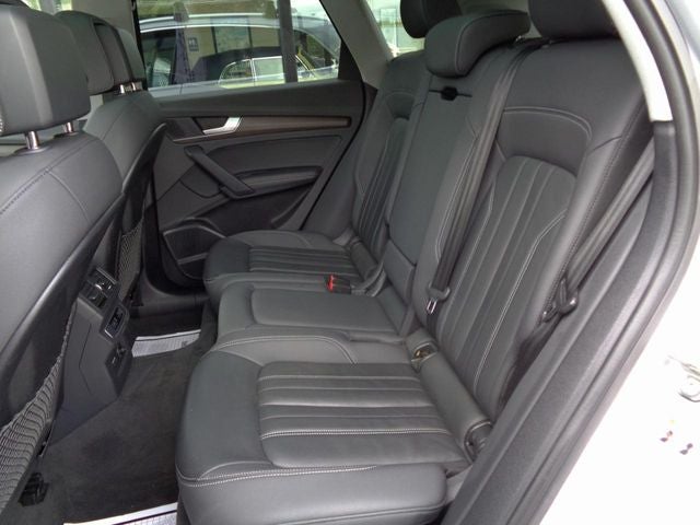 2022 Audi Q5 40 Premium Plus quattro