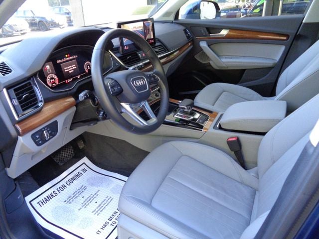 2022 Audi Q5 45 S line Premium quattro
