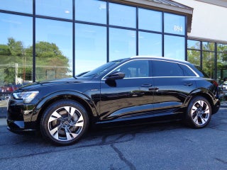 2022 Audi e-tron Premium Plus quattro