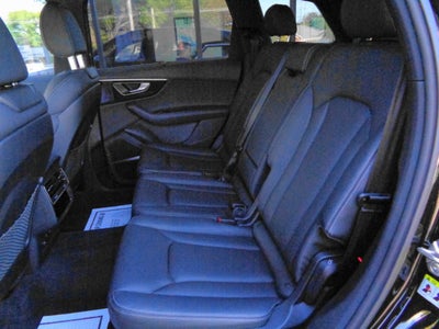 2025 Audi Q7 55 Prestige quattro