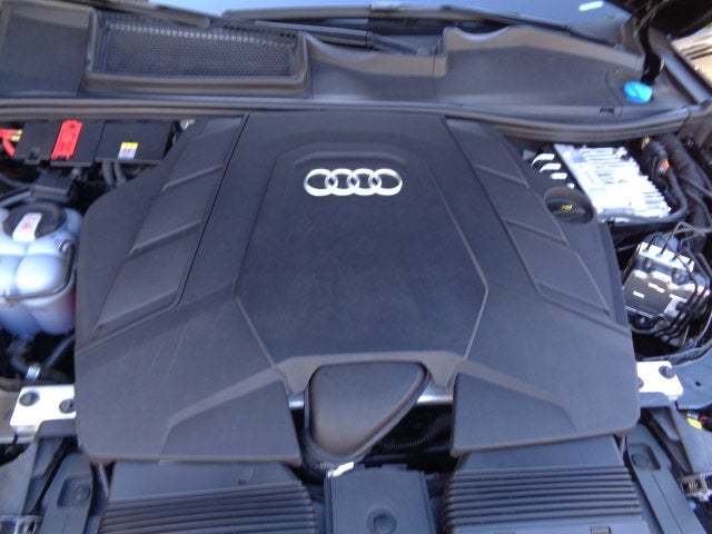 2025 Audi Q7 55 Prestige quattro
