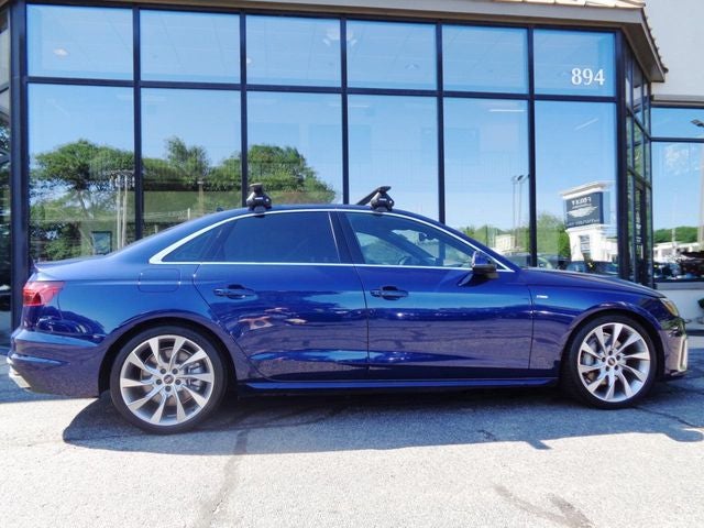 2022 Audi A4 45 S line Premium Plus quattro