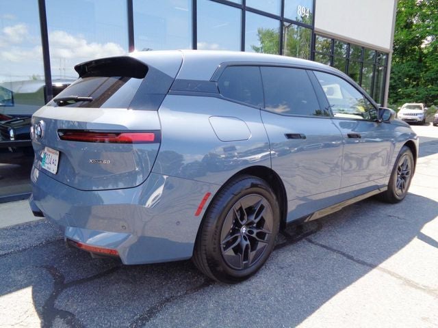 2026 BMW iX xDrive60
