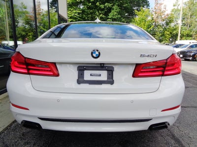 2017 BMW 5 Series 540i