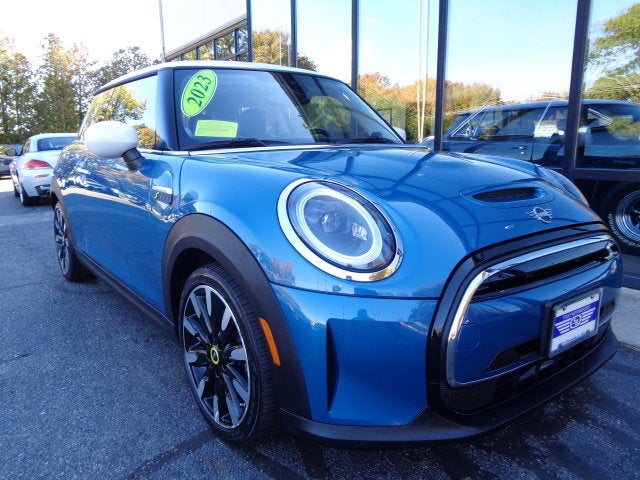 2023 MINI Cooper SE Electric Signature
