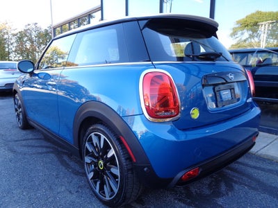 2023 MINI Cooper SE Electric Signature