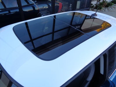 2023 MINI Cooper SE Electric Signature