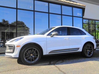 2024 Porsche Macan T