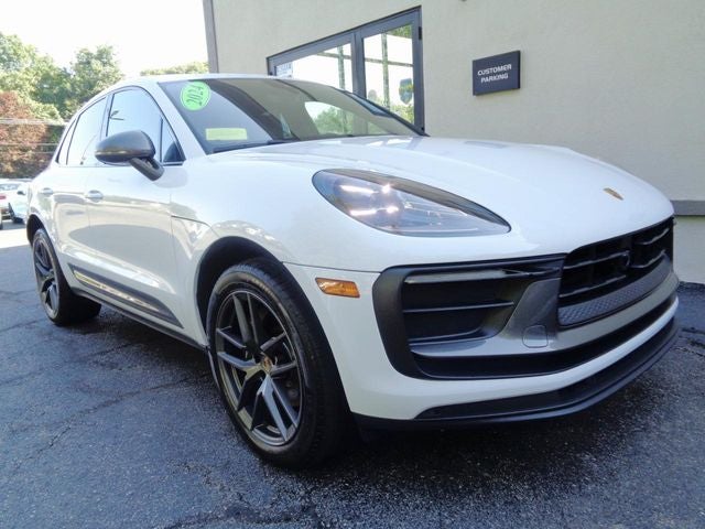 2024 Porsche Macan T
