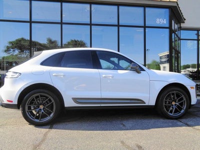 2024 Porsche Macan T