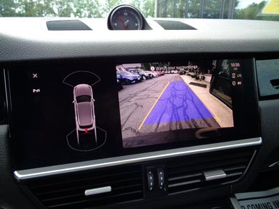 2022 Porsche Cayenne Base