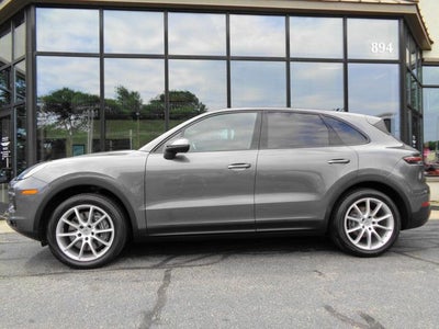 2022 Porsche Cayenne Base