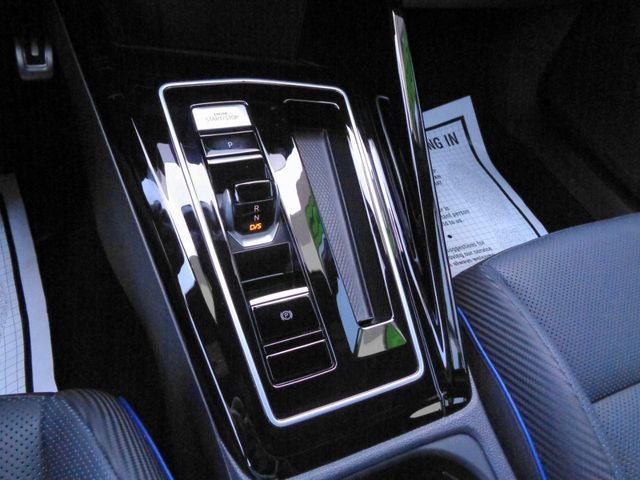 2025 Volkswagen Golf R 2.0T