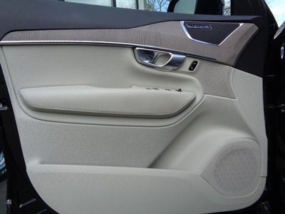 2023 Volvo XC90 B6 Plus 7-Seater